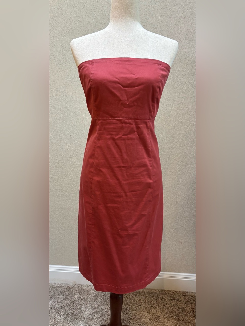 Chic Gap strapless dress, dress it up for nighttime or down for daytime.